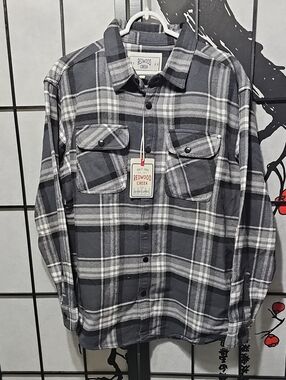Redwood Creek Plaid Button-Down Shirt Large New